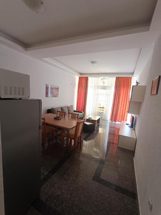 Apartmani Centar Стариград-Паклениця Екстер'єр фото