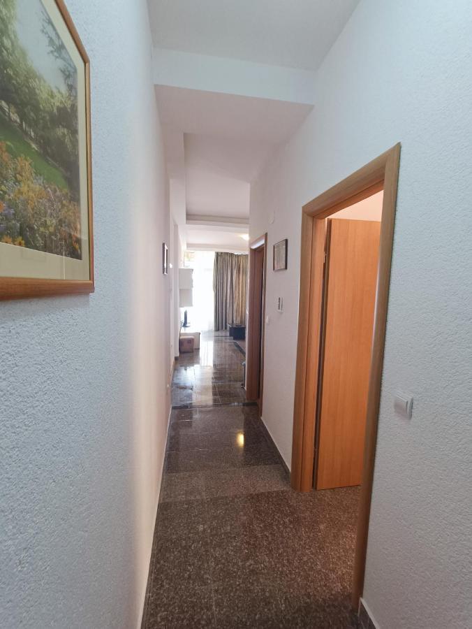 Apartmani Centar Стариград-Паклениця Екстер'єр фото